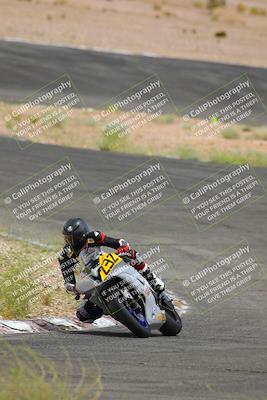 media/Jun-04-2022-WERA (Sat) [[b852bbbd55]]/Race 8 Superbike Expert Novice V7 HW/